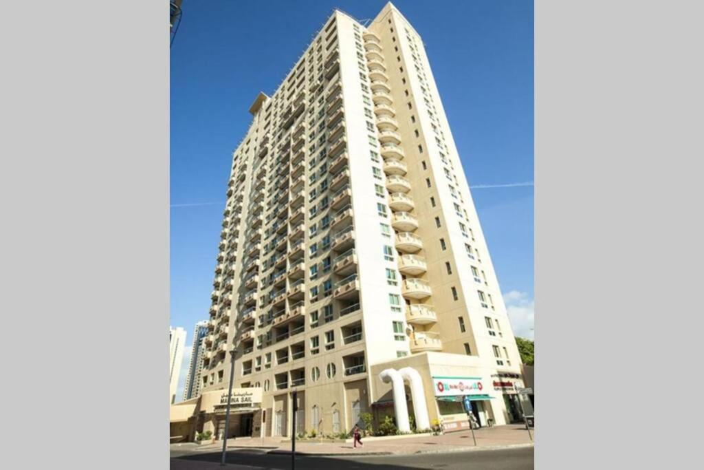 Lovely 1-Bedroom Apartment In The Heart Of Dubai Marina Экстерьер фото